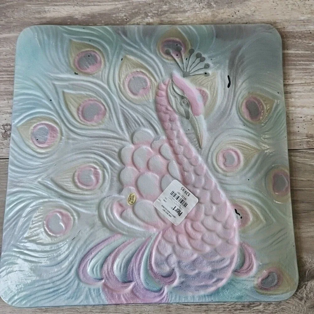 Pier 1 One‎ Peacock 12